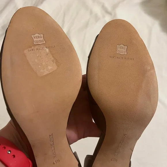 Monolo Blahnik copper heels. Size 41.5. - Picture 5 of 8